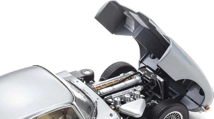 Produktbild Kyosho Sportwagen Jaguar E-Type 3.8 l Coupe MK1, Gun Metal 1:18