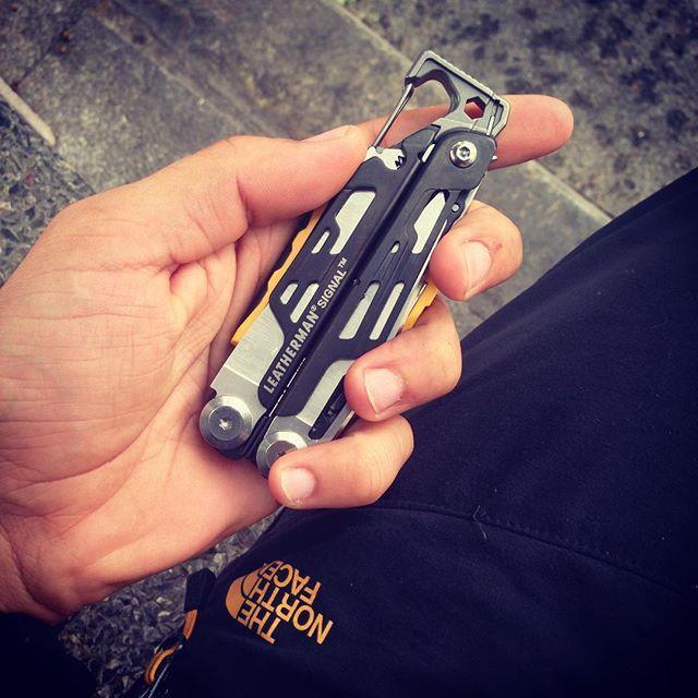 Produktbild Leatherman Signal Samurai Edition Damascus (19 Funktionen)