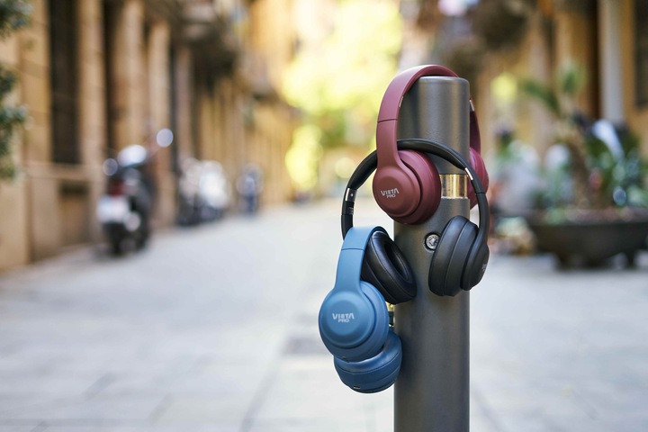 Produktbild Vieta Pro Vieta Swing Over Ear Headphones - red (keine Geräuschunterdrückung, 20 h, Kabellos)