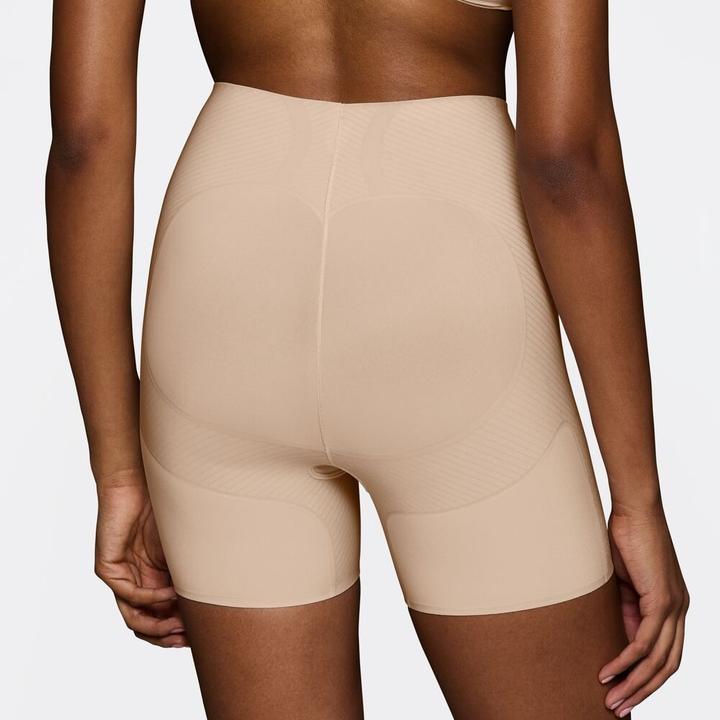 Produktbild Triumph Illusion Curve figurformende Short (M, Einzelpack)