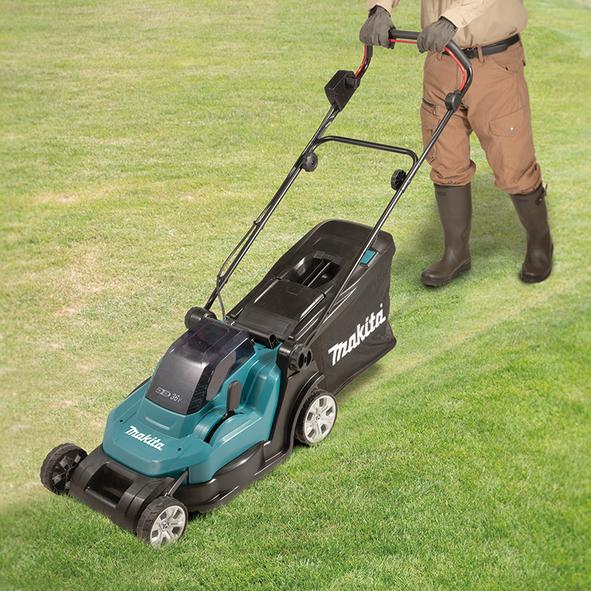 Immagine prodotto Makita DLM432Z (Batteria ricaricabile)