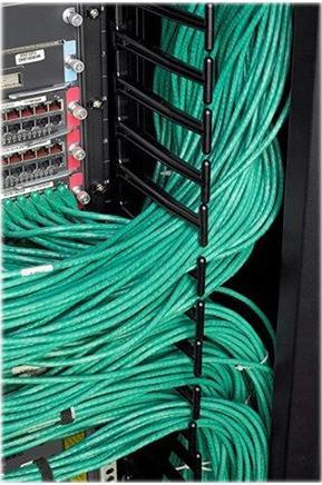 Productafbeelding APC NetShelter SX tweedelige kabelbeheerset