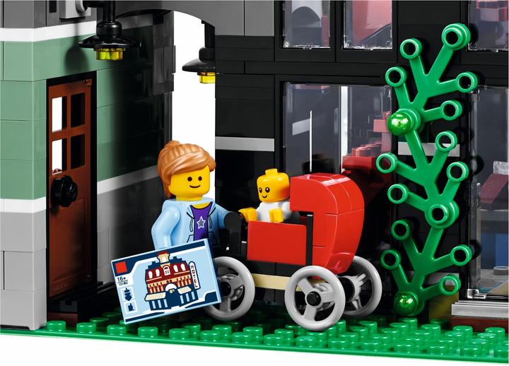 Image du produit LEGO La place de l’assemblée (10255, LEGO difficiles à trouver, LEGO Creator Expert)