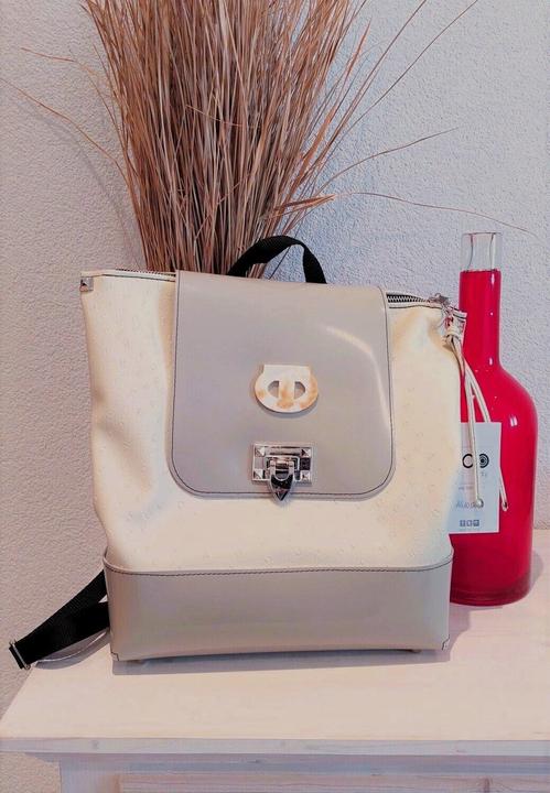 Immagine prodotto Tooitaly Zaino moda Upcycling da bottiglie di PET riciclate dal mare No.23 Fatto a mano in Italia