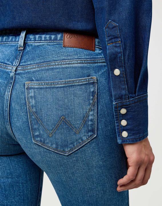 Actual product image Wrangler Jeans Bootcut (29)