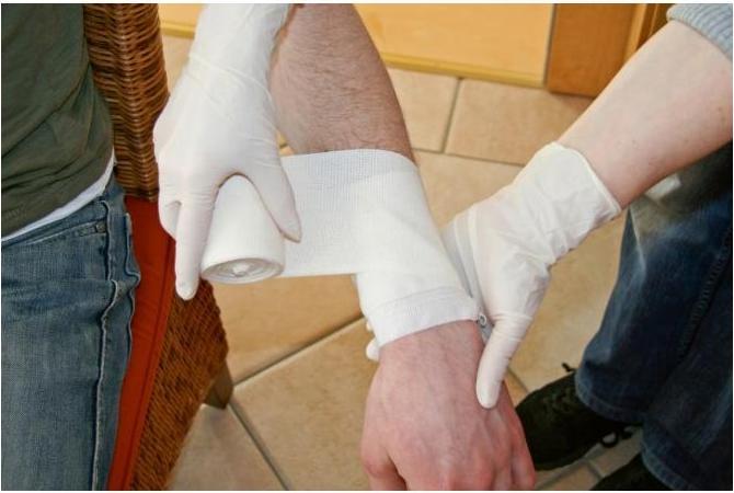 Produktbild Einweghandschuhe (M)