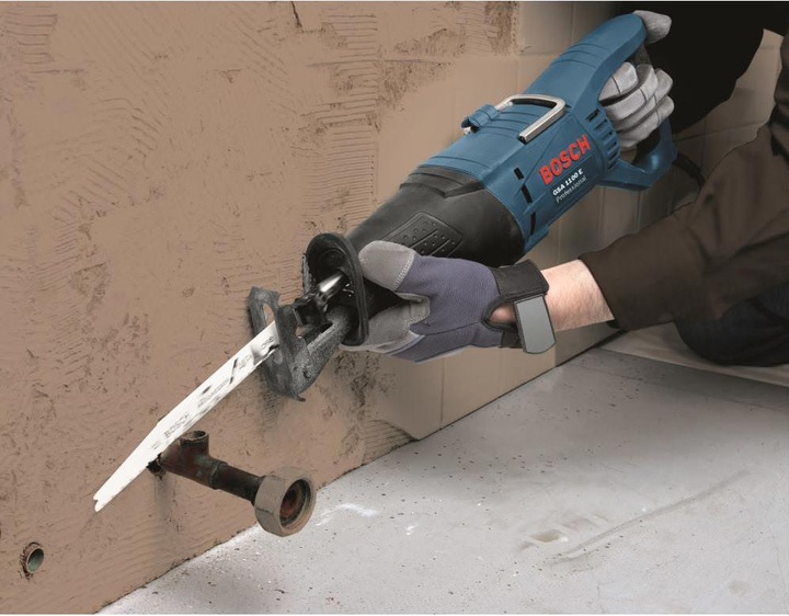 Actual product image Bosch Professional Reciprocating saw GSA 1100 E, saw blade metal S 123 XF, saw blade wood S 2345 X