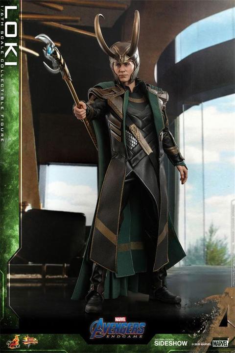 Actual product image Hot Toys Avengers: Loki