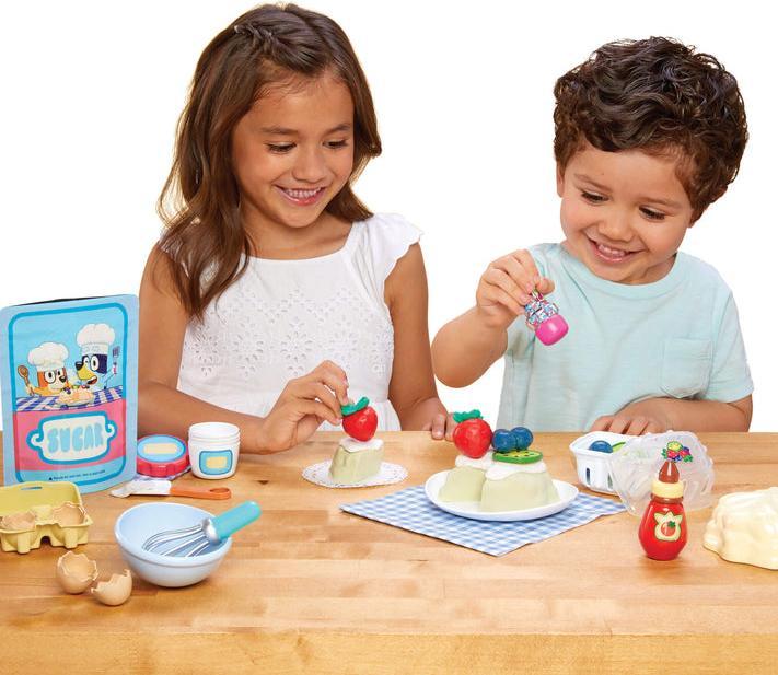 Actual product image Little Tikes Creative Chefs Bluey - Pavlova Kit