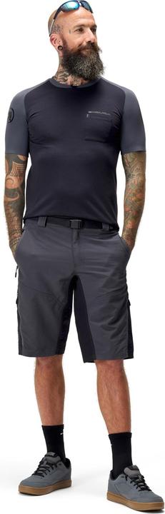 Actual product image Endura Hummvee (L)