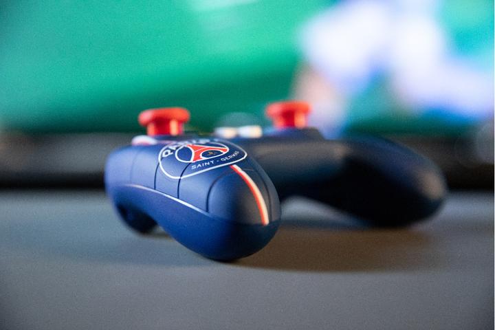 Produktbild Konix Manette filaire Switch - PSG (PC, Switch)