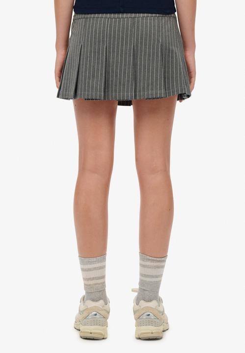 Produktbild Superdry Pinstripe Pleat (M)