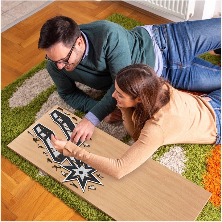 Actual product image Iconic NBA - San Antonio Spurs - Logo - Wooden Puzzle Size S (150 pieces) (150 pieces)