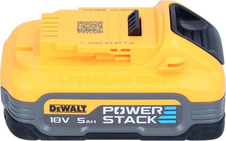 Productafbeelding DeWalt 18V Powerstack-accustarterkit / 2x 5Ah + DCB1104 (18 V)