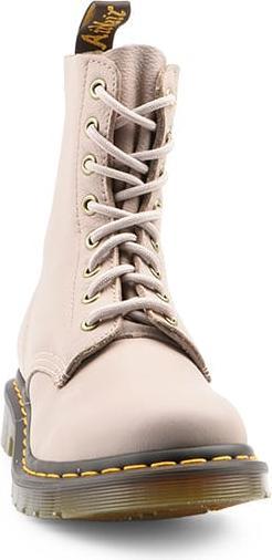 Actual product image Dr. Martens 1460 8 Eye Pascal Virginia (36)