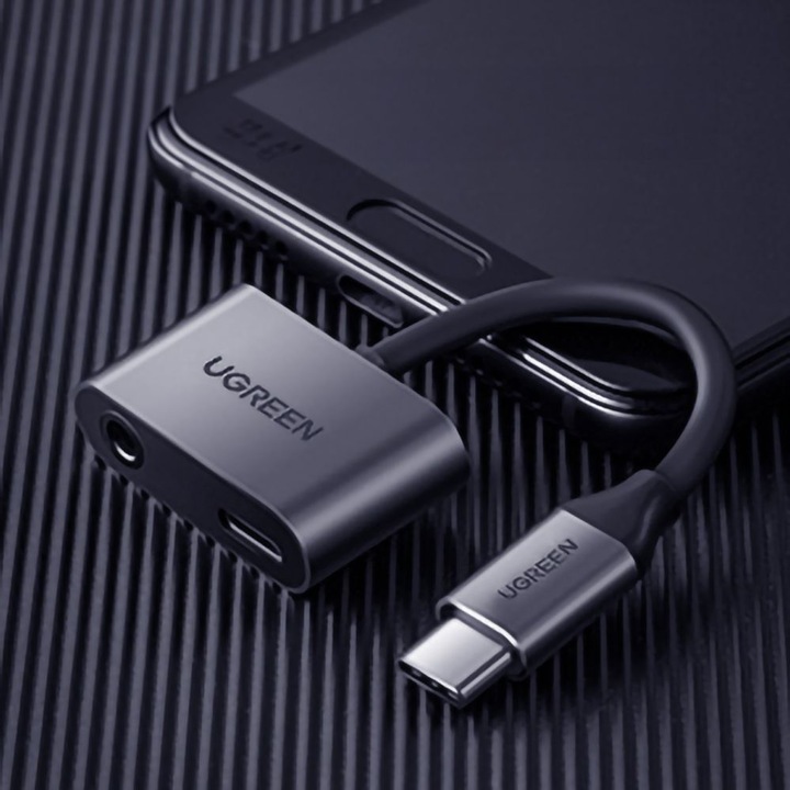 Image du produit Ugreen Adaptateur USB-C vers audio 3.5mm + USB-C femelle (USB Type C, Prise de 3,5 mm, USB Type C)