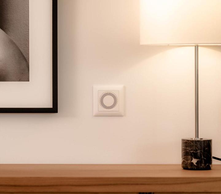 Produktbild Revoltab smarter Raumduft Diffuser HIDE mit Raumduftkapsel KASHMIR OUD weiss