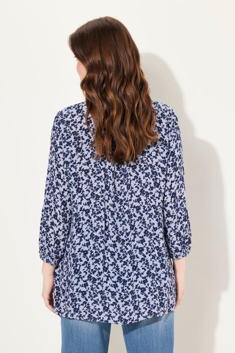 Image du produit Ulla Popken Chemisier smocké, motif à fleurs. Décolleté rond et manches 3/4. Coupe évasée. (42, 44)