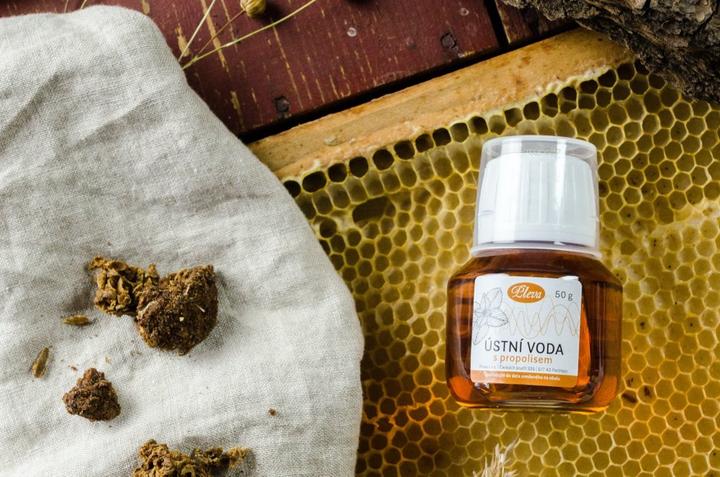 Produktbild Pleva Mundwasser mit Propolis (Mundwasser)