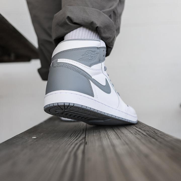 Image du produit Nike Air Jordan 1 Retro High OG (46)