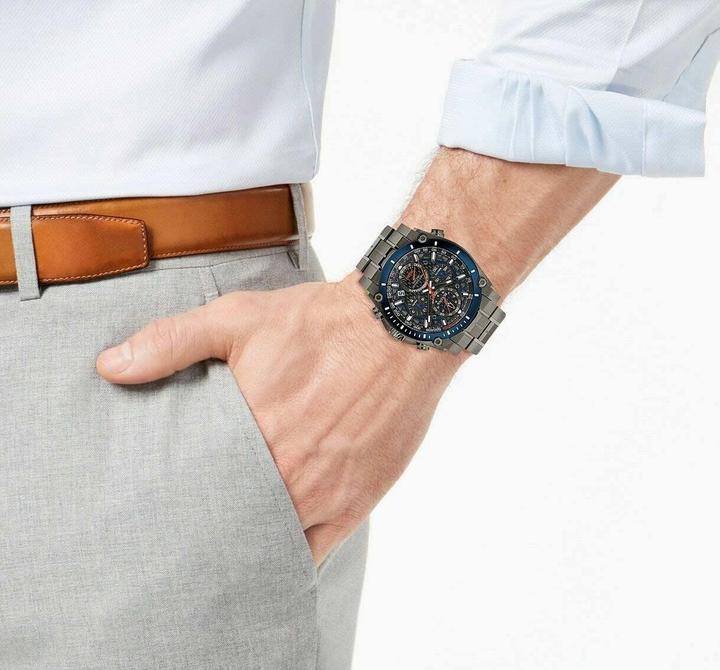 Image du produit Bulova Chronographe à quartz haute précision avec calendrier et étanche (Chronographe, 45 mm)