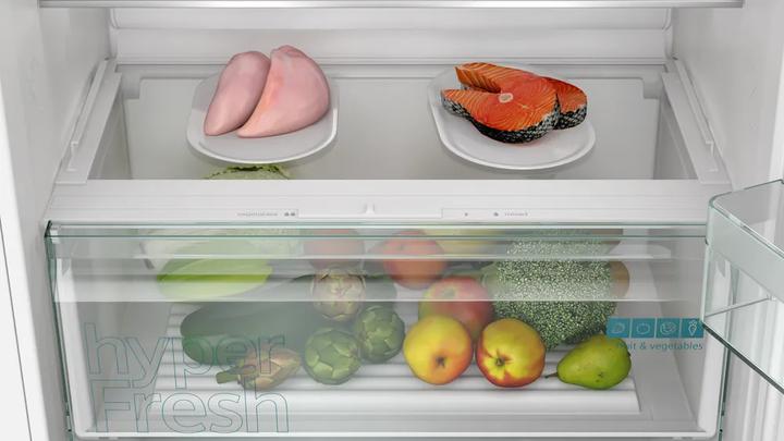 Actual product image Siemens iQ100, Built-in fridge-freezer combination with bottom freezer compartment, 193.5 x 69.1 cm, drag (383 l)