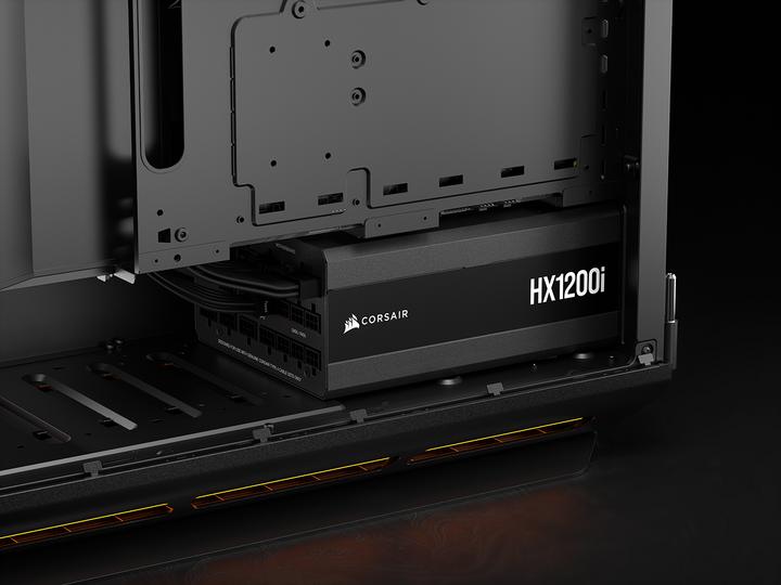 Actual product image Corsair HX1200i (1200 W)