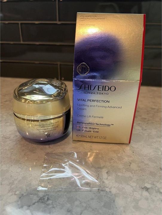 Produktbild Shiseido Vital Perfection (50 ml, 24h Creme)