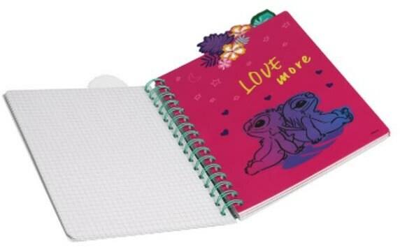 Image du produit Dreams and Fantasy Notizbuch Stitch A5, kariert (A5, Quadrillé, Couverture rigide)