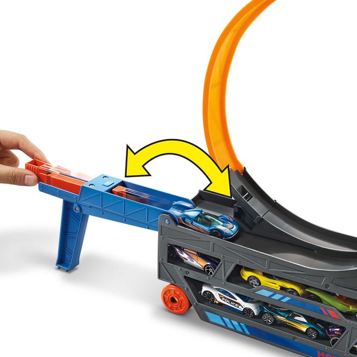 Image du produit Hot Wheels Stunt N Go Transporter & Trackset