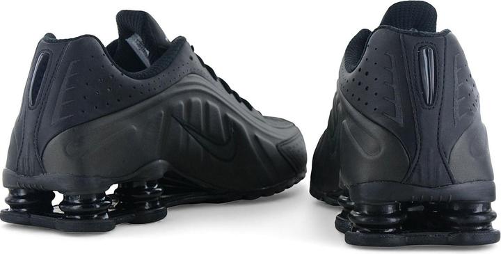 Actual product image Nike Shox R4 (42)