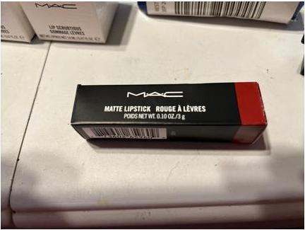 Immagine prodotto MAC Cosmetics Rossetto opaco (665 Suona l'allarme)