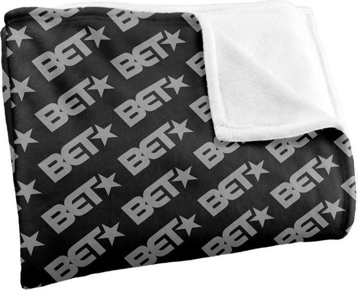 Actual product image Bet Silky Patterned Supersoft Blanket (127 x 152 cm)