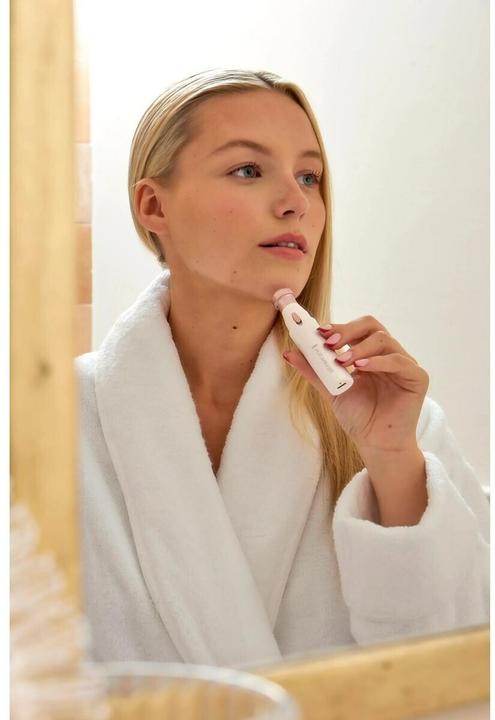 Actual product image Remington Bare Me™ Detail Gesichts-Rasierer 2 in 1 | WFS200