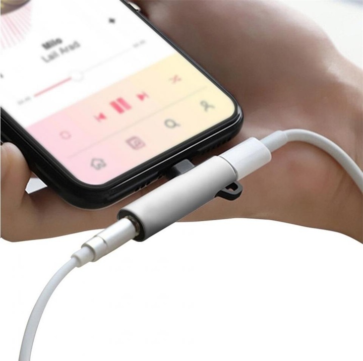 Productafbeelding PowerGuard Lightning Audio AUX 3,5 mm Splitter voor opladen en luisteren naar muziek (Bliksem, 3,5 mm aansluiting)