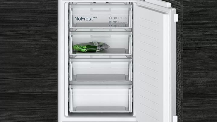 Actual product image Siemens iQ100, built-in fridge-freezer combination with bottom freezer compartment, 177.2 x 54.1 cm, flat (249 l)