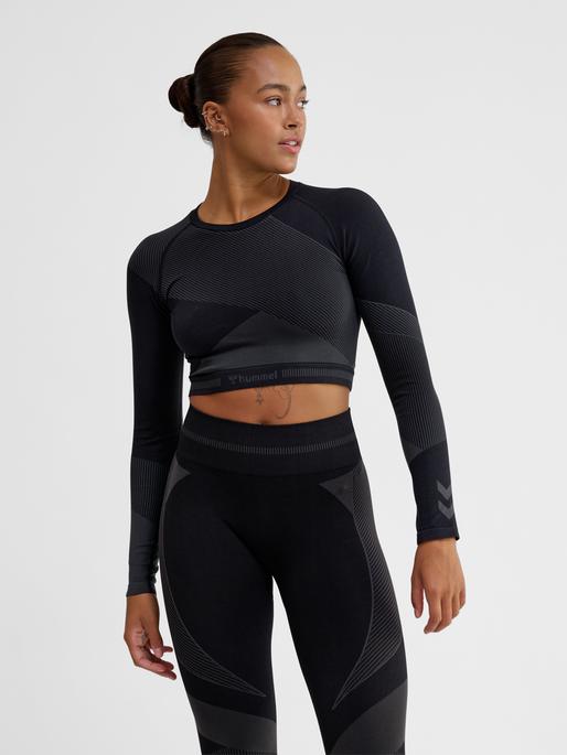 Actual product image hummel hmlUNITY SEAMLESS CROP T-SHIRT L/S (L)