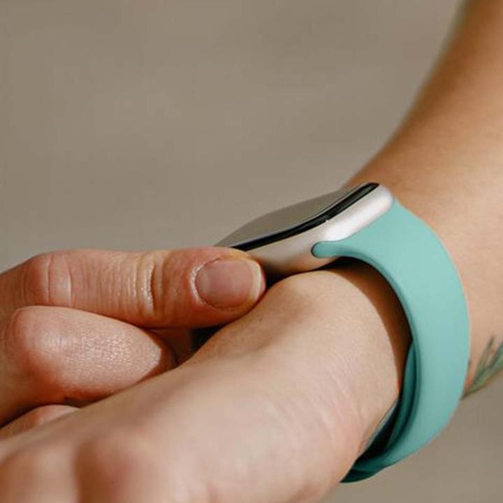 Productafbeelding Crong Apple Watch Silikonarmband 38–42 mm (20 mm, Silicone)