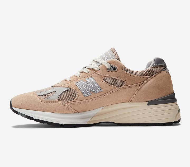 Image du produit New Balance "Elevated Essentials Made in UK991V2" Sneakers (43)
