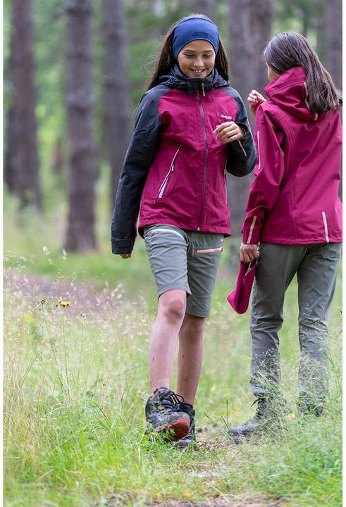 Actual product image Bergans Girls Sjoa 2L Jacket (140)