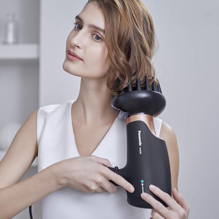 Immagine prodotto Panasonic EH-NA65CN825 (2000 W)