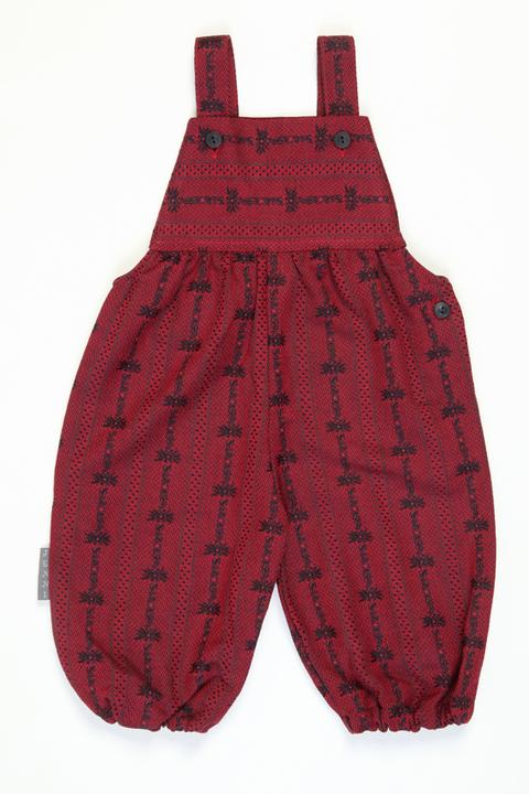Nobile rosso scuro