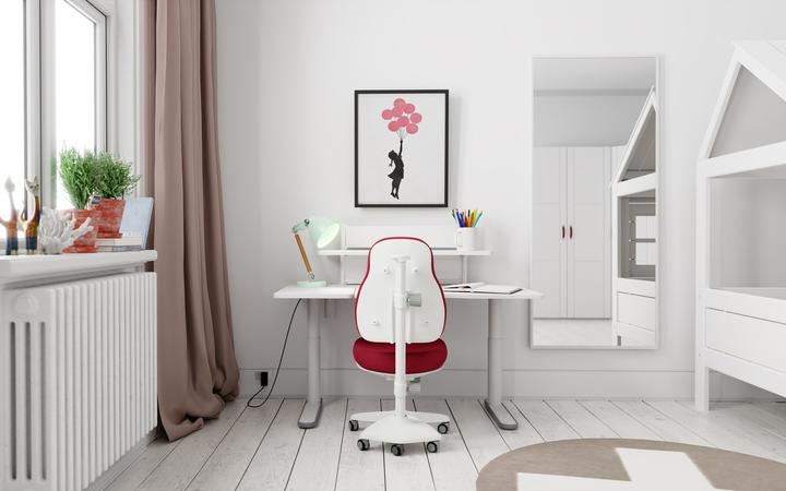 Actual product image Lifetime Kidsrooms Office chair model Ergo Dark red