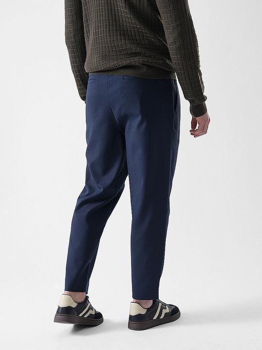 Actual product image AlphaTauri Pavo (32)