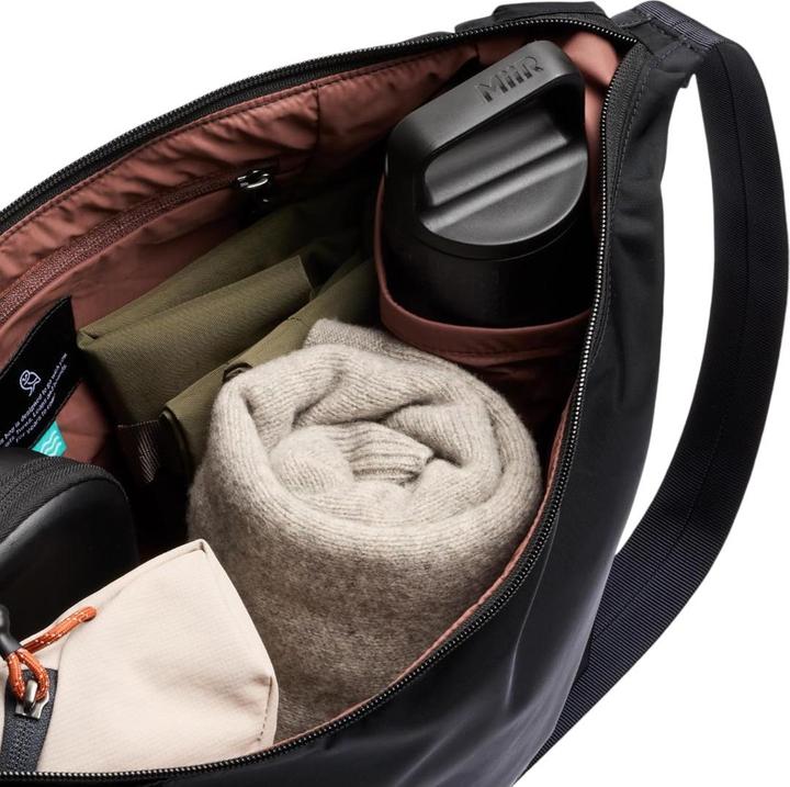 Immagine prodotto Bellroy Laneway Crescent Bag 12L, Ink (12 l)