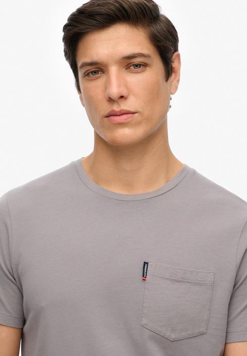 Actual product image Superdry Classic Essential Pocket Tee (L)