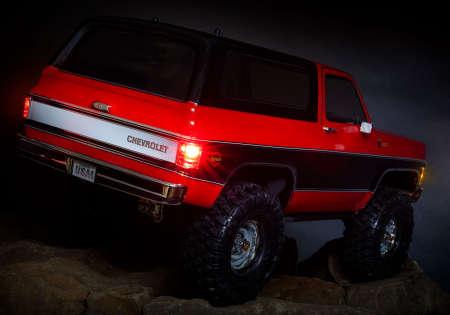 Image du produit Traxxas TRX-4 79 Chevy Blazer rouge/noir 1/10 Crawler RTR Brushed, Clipless, sans batterie ni chargeur (RTR Prêt à fonctionner)