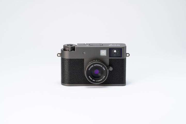 Actual product image Fujifilm X-HF1 (35 mm, 17.74 Mpx, 1")