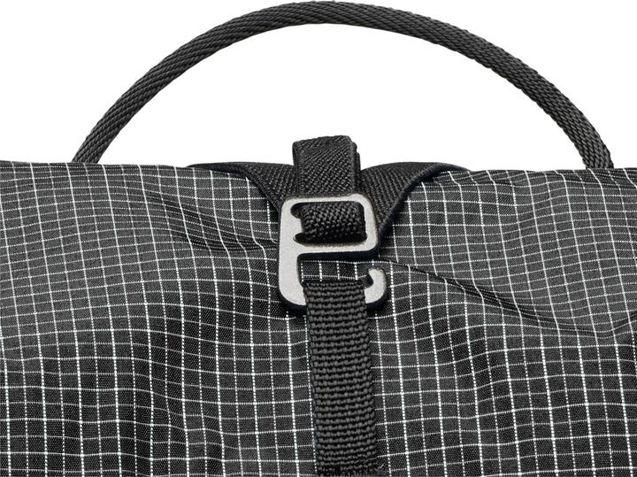 Actual product image Black Diamond W Distance 8 Backpack (8 l)