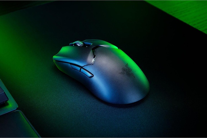 Actual product image Razer Viper V2 Pro (Wireless, Cable)